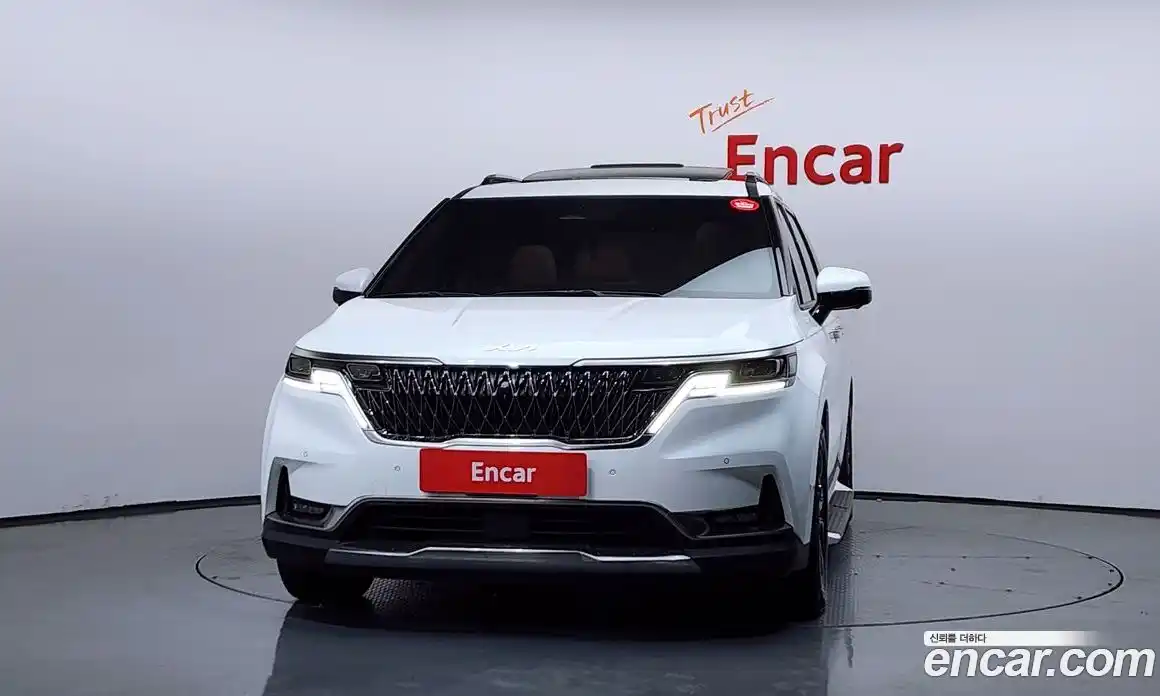 Kia Canival 2022 3.5 Автомат в Москве № 1128929, фото 3