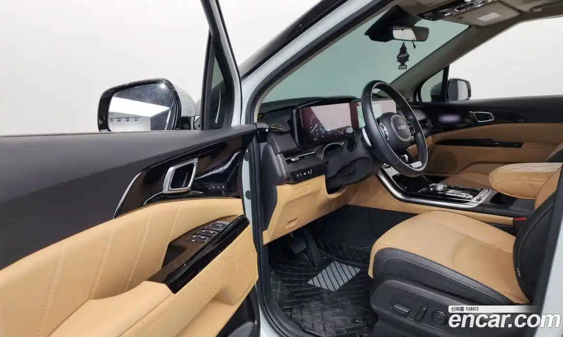 Kia Canival 2022 3.5 Автомат в Москве № 1128929, фото 10