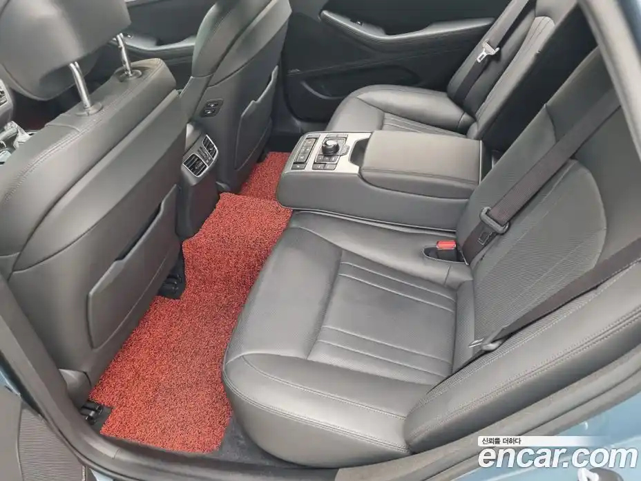 Genesis G80 2018 3.3 Автомат в Москве № 1129314, фото 12