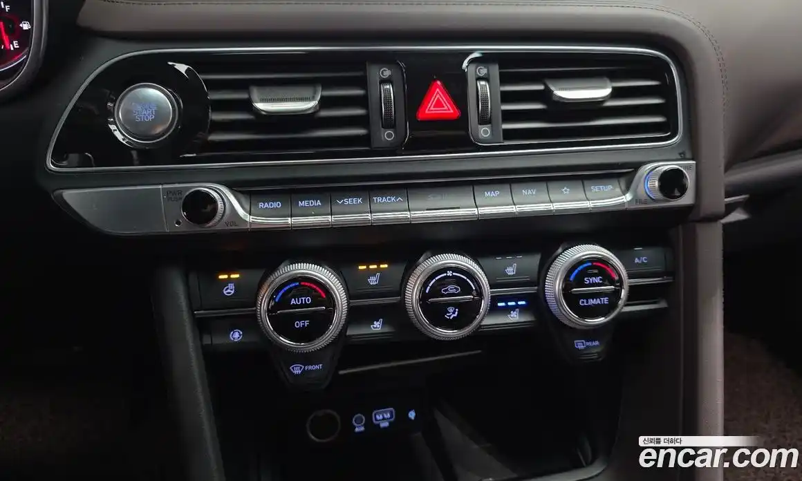 Genesis G70 2018 2.0 гидро в Москве № 1129341, фото 15