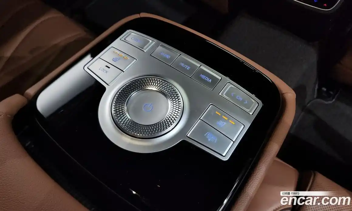 Genesis G80 2022 2.5 Автомат в Москве № 1129342, фото 19