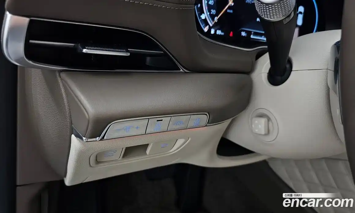 Genesis GV80 2020 3.0 Автомат в Москве № 1129362, фото 17