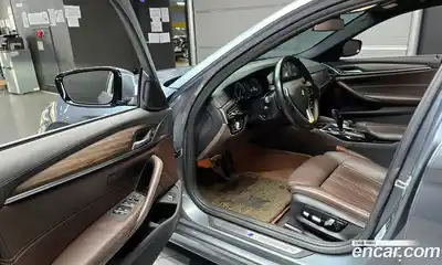 BMW 5-Series 2018 2.0 гидро в Москве № 1131135, миниатюра 11