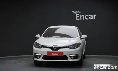 Renault SM3 2015 1.6 гидро в Москве № 1131230, миниатюра 3