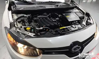 Renault SM3 2015 1.6 гидро в Москве № 1131230, миниатюра 6