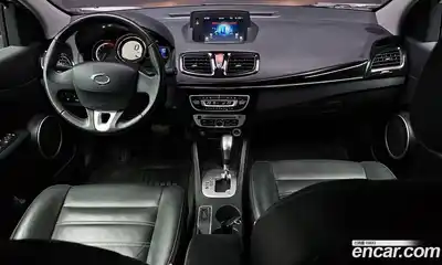 Renault SM3 2015 1.6 гидро в Москве № 1131230, миниатюра 7