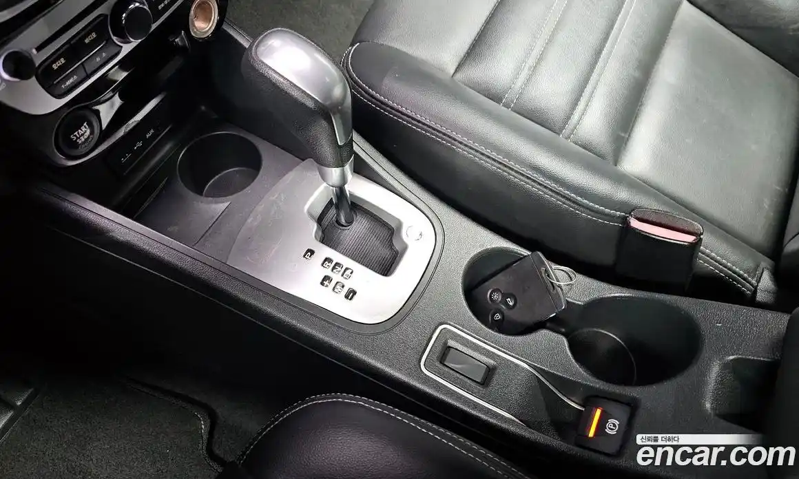 Renault SM3 2015 1.6 гидро в Москве № 1131230, фото 9