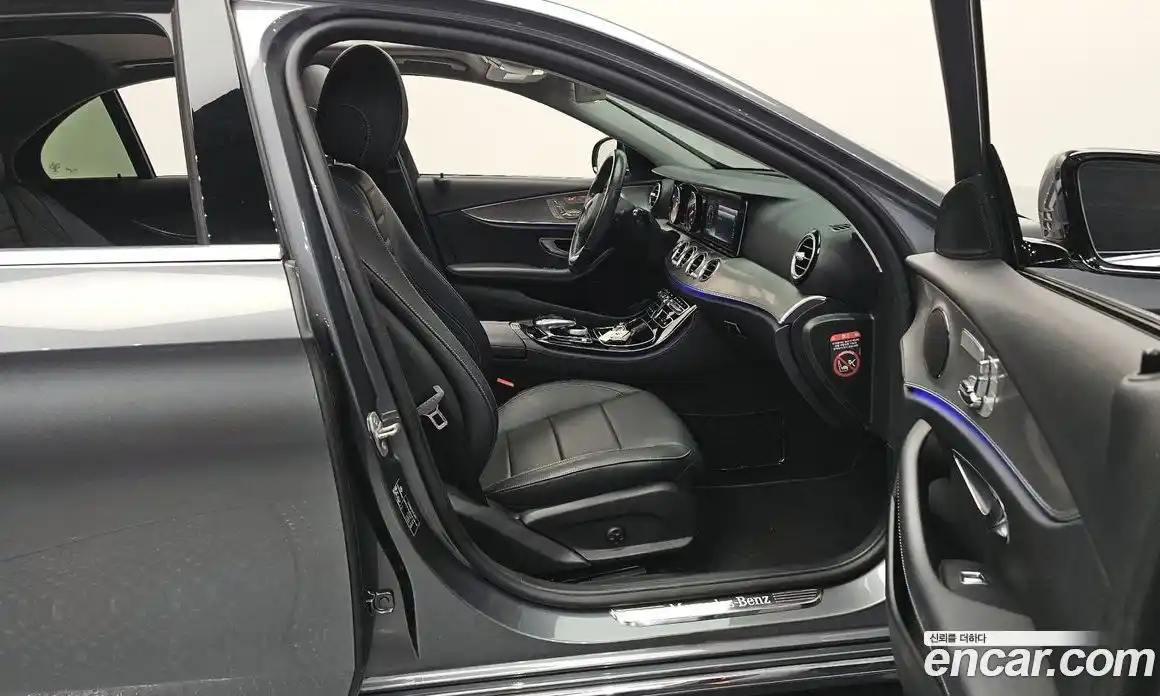 Mercedes-Benz E-Class 2017 2.0 гидро в Москве № 1131779, фото 11