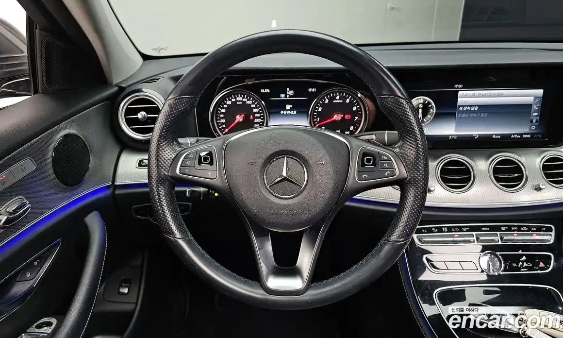 Mercedes-Benz E-Class 2017 2.0 гидро в Москве № 1131779, фото 13