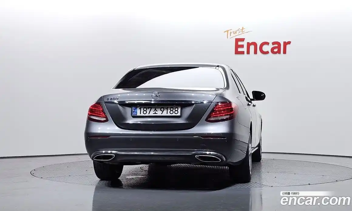 Mercedes-Benz E-Class 2017 2.0 гидро в Москве № 1131779, фото 4