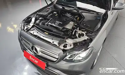 Mercedes-Benz E-Class 2017 2.0 гидро в Москве № 1131779, миниатюра 6