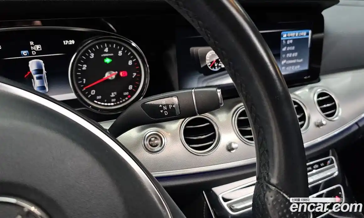 Mercedes-Benz E-Class 2017 2.0 гидро в Москве № 1131779, фото 9