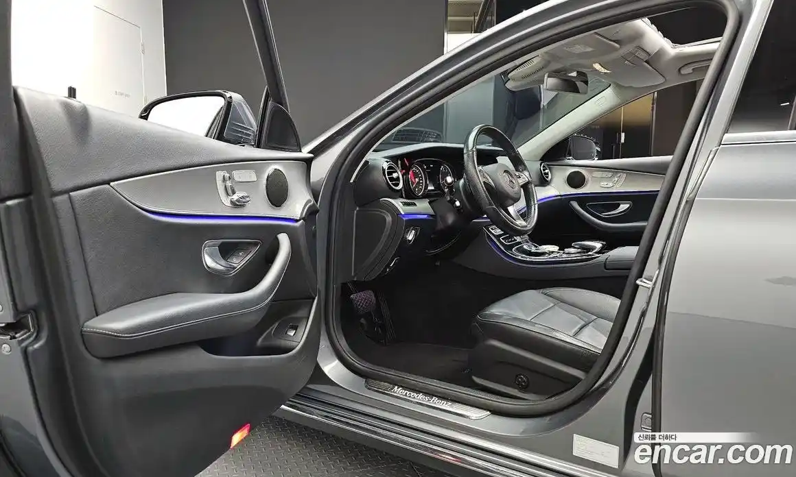 Mercedes-Benz E-Class 2017 2.0 гидро в Москве № 1131779, фото 10