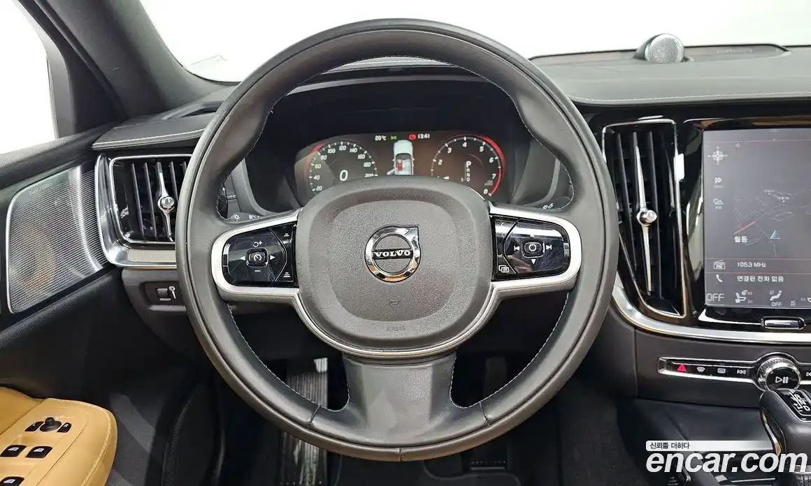Volvo S60 2019 2.0 гидро в Москве № 1132674, фото 14