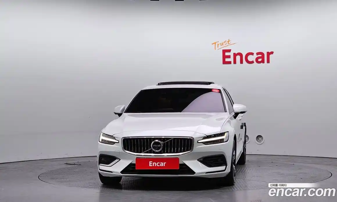 Volvo S60 2019 2.0 гидро в Москве № 1132674, фото 3