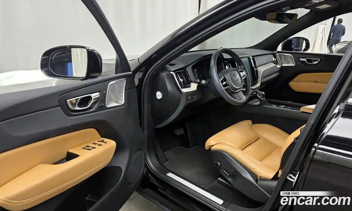 Volvo XC60 2020 2.0 гидро в Москве № 1132846, фото 10
