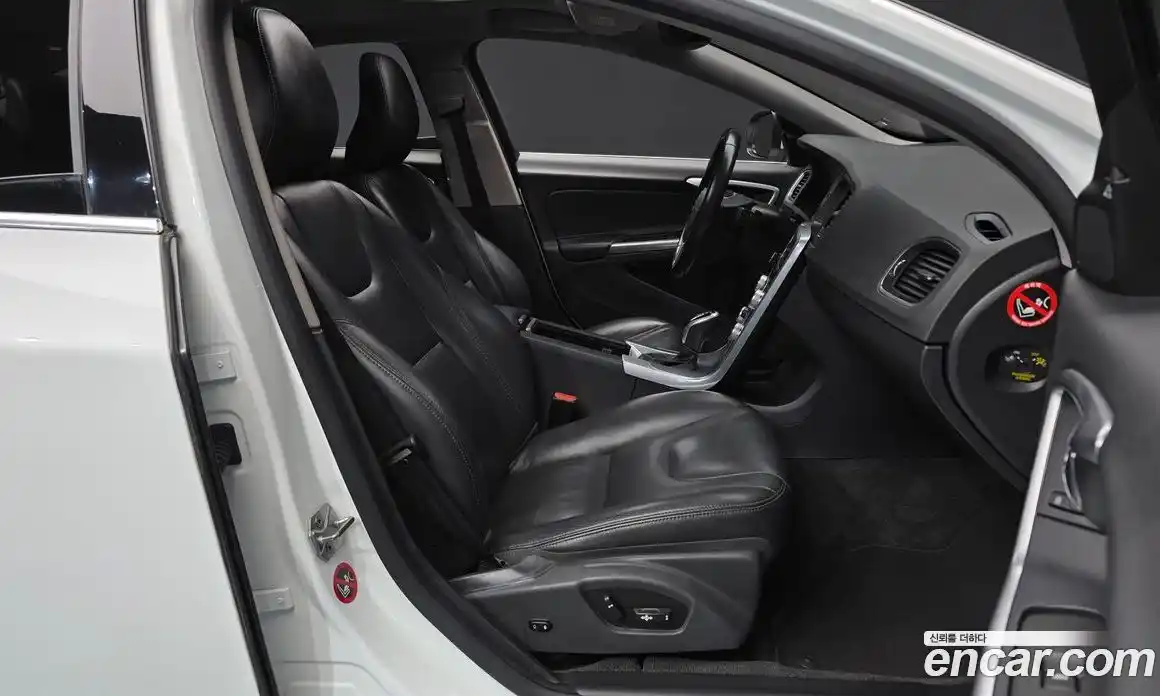 Volvo S60 2017 2.0 гидро в Москве № 1132908, фото 11
