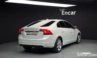 Volvo S60 2017 2.0 гидро в Москве № 1132908, миниатюра 2