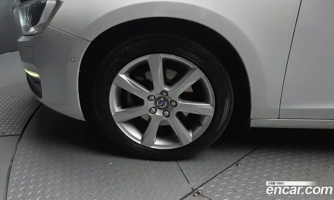 Volvo S60 2017 2.0 гидро в Москве № 1132908, фото 5