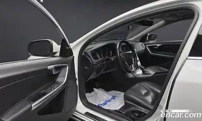 Volvo S60 2017 2.0 гидро в Москве № 1132908, миниатюра 10