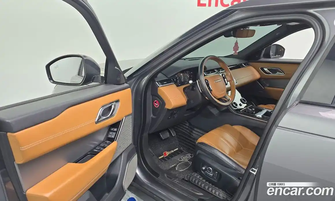 Land Rover Range-Rover Velar 2018 3.0 гидро в Москве № 1136994, фото 10