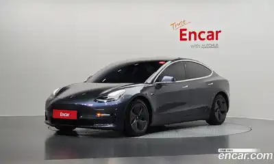 Tesla Model 3, 2020