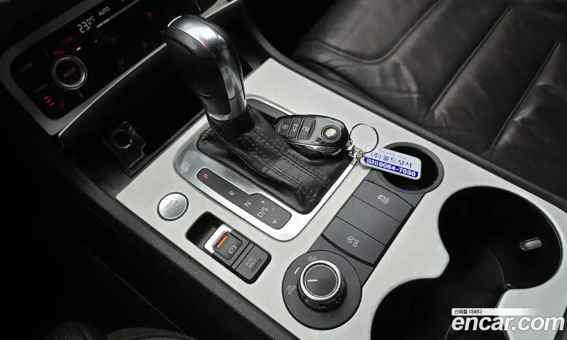 Volkswagen Touareg 2013 3.0 гидро в Москве № 1139088, фото 9