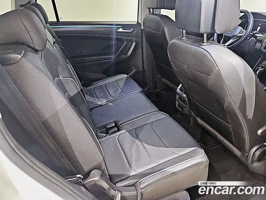 Volkswagen Tiguan 2022 2.0 гидро в Москве № 1139160, фото 15