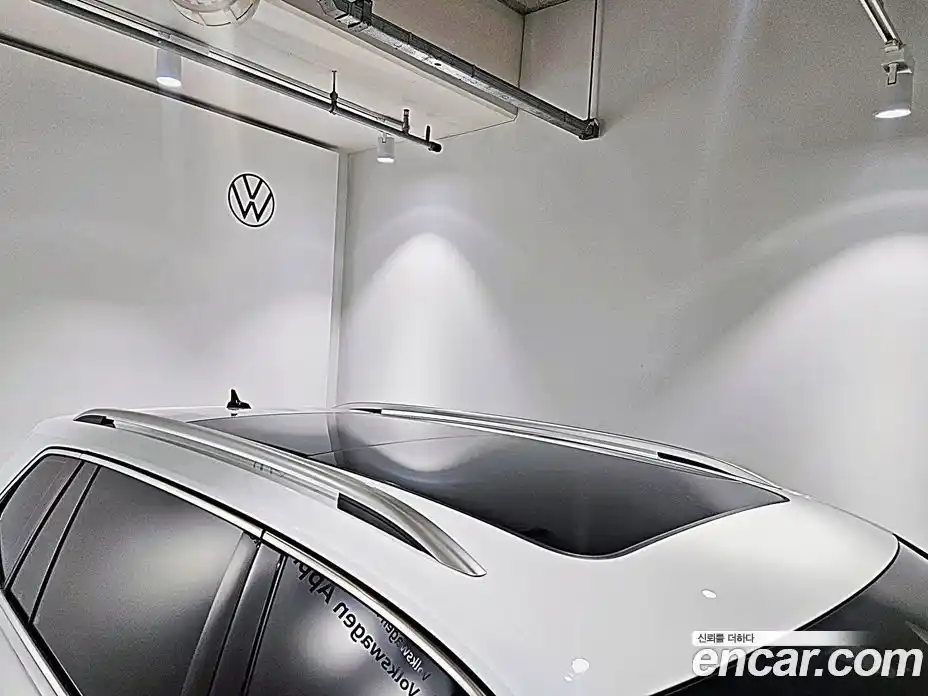 Volkswagen Tiguan 2022 2.0 гидро в Москве № 1139160, фото 17