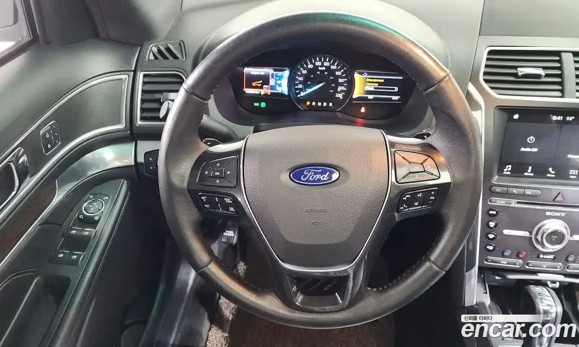 Ford Explorer 2016 2.3 гидро в Москве № 1139536, фото 13