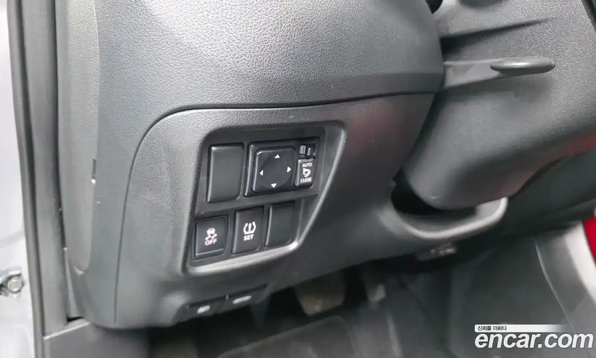Nissan Juke 2017 1.6 гидро в Москве № 1139615, фото 17