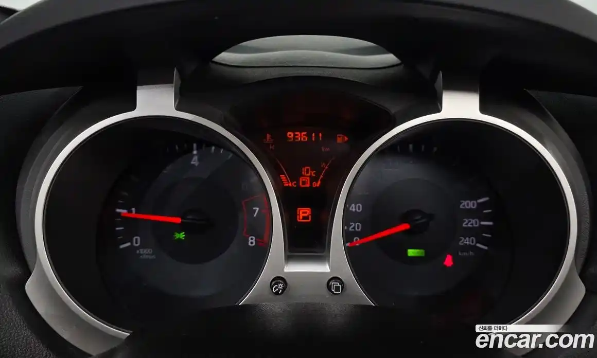 Nissan Juke 2017 1.6 гидро в Москве № 1139615, фото 8