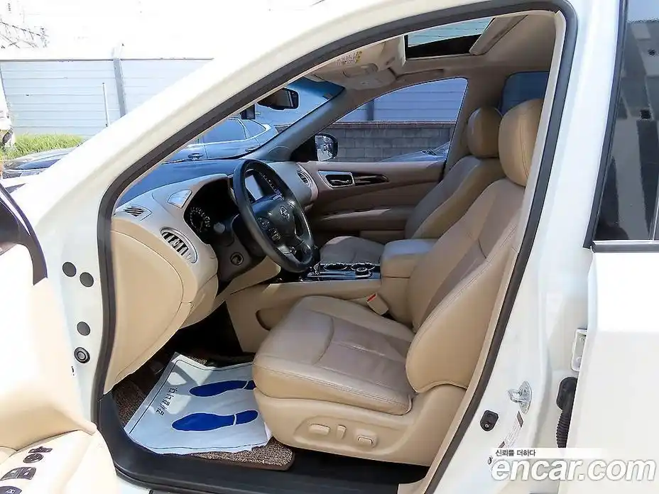 Nissan Pathfinder 2016 3.5 гидро в Москве № 1139651, фото 5