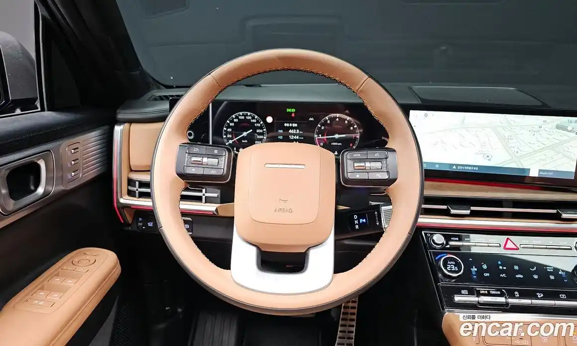 Hyundai Santa Fe 2023 2.5 Автомат в Москве № 1141783, фото 13