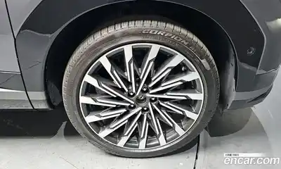 Hyundai Santa Fe 2023 2.5 Автомат в Москве № 1141783, миниатюра 5