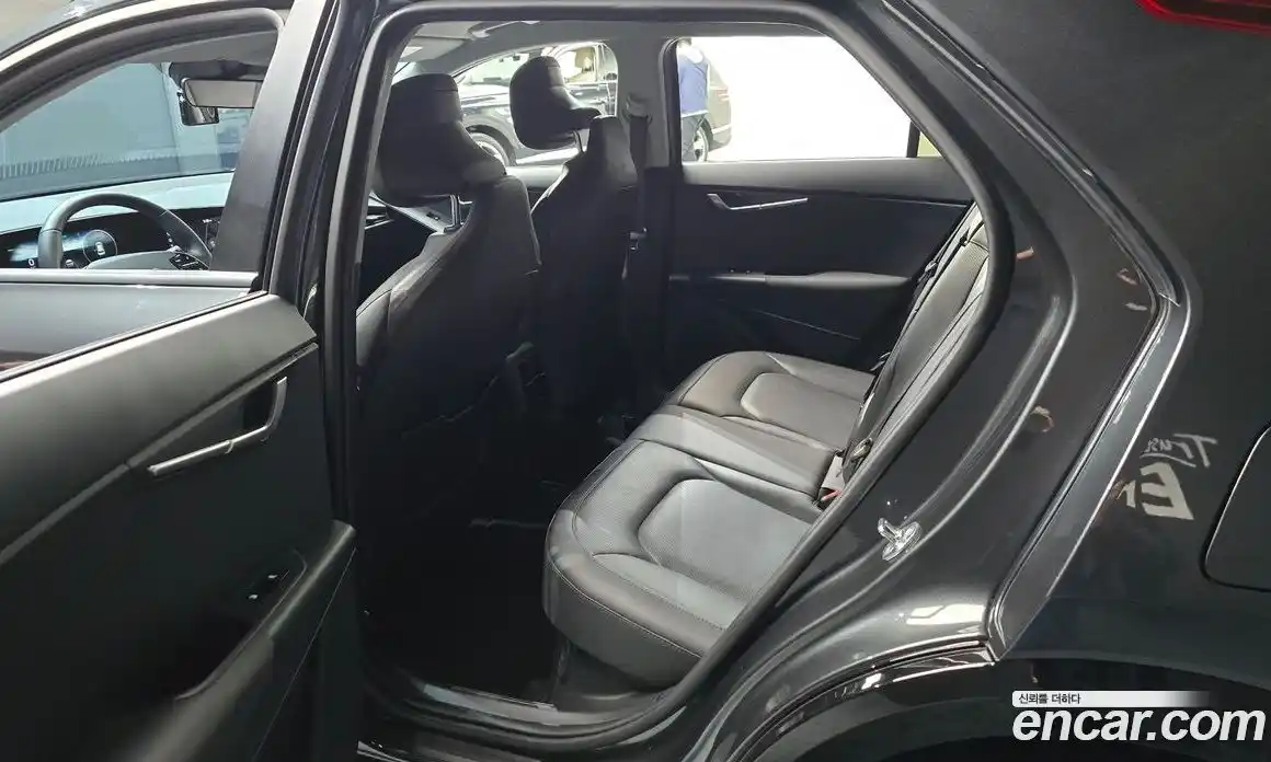 Kia Niro 2022 1.6 Автомат в Москве № 1143160, фото 11