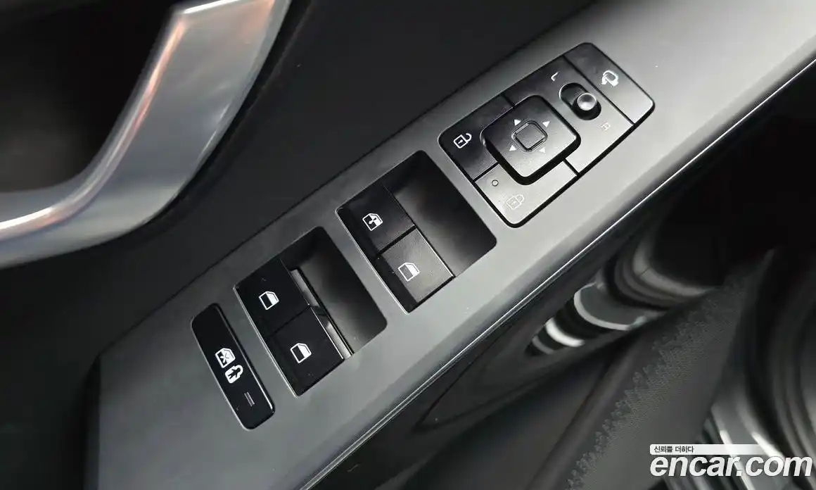 Kia Niro 2022 1.6 Автомат в Москве № 1143160, фото 14