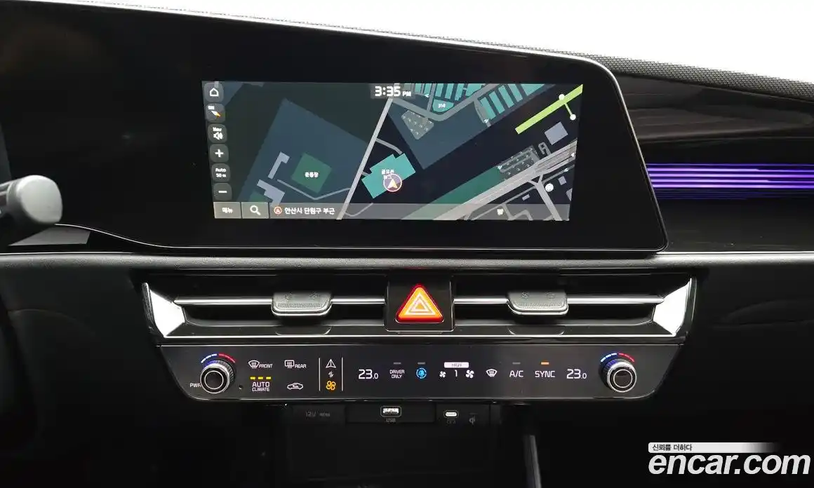 Kia Niro 2022 1.6 Автомат в Москве № 1143160, фото 16