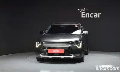 Kia Niro 2022 1.6 Автомат в Москве № 1143160, миниатюра 3