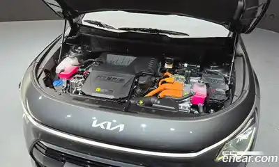 Kia Niro 2022 1.6 Автомат в Москве № 1143160, миниатюра 6