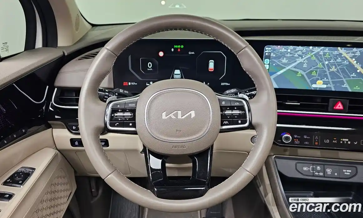 Kia Canival 2023 3.5 Автомат в Москве № 1143204, фото 13