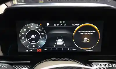 Kia Canival 2020 2.2 Автомат в Москве № 1143309, миниатюра 8