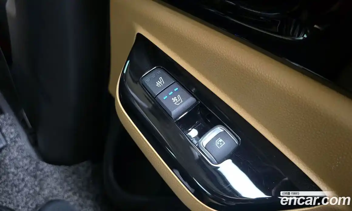 Kia Canival 2021 3.5 Автомат в Москве № 1143362, фото 19