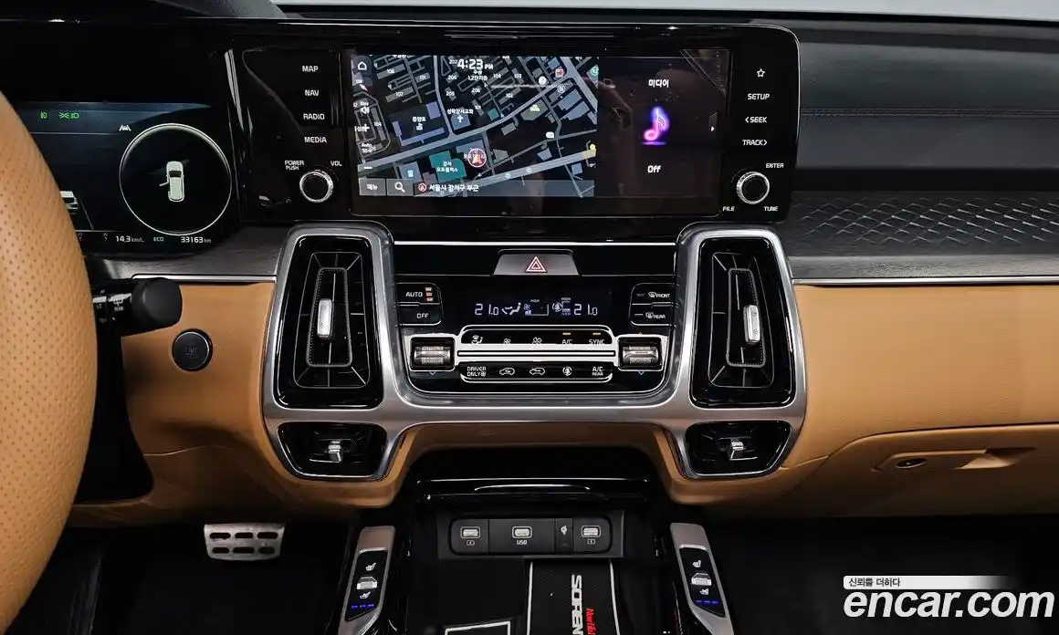 Kia Sorento 2022 1.6 Автомат в Москве № 1143395, фото 14