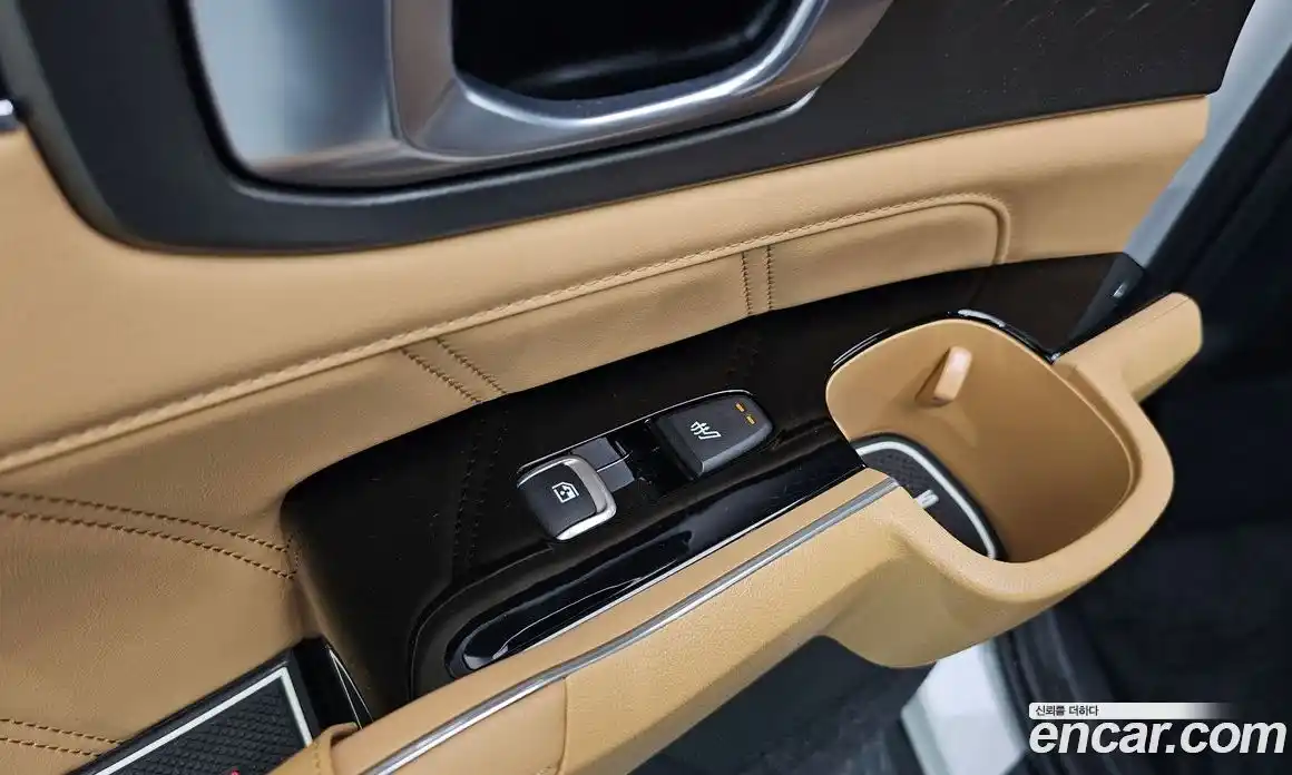 Kia Sorento 2022 1.6 Автомат в Москве № 1143395, фото 19