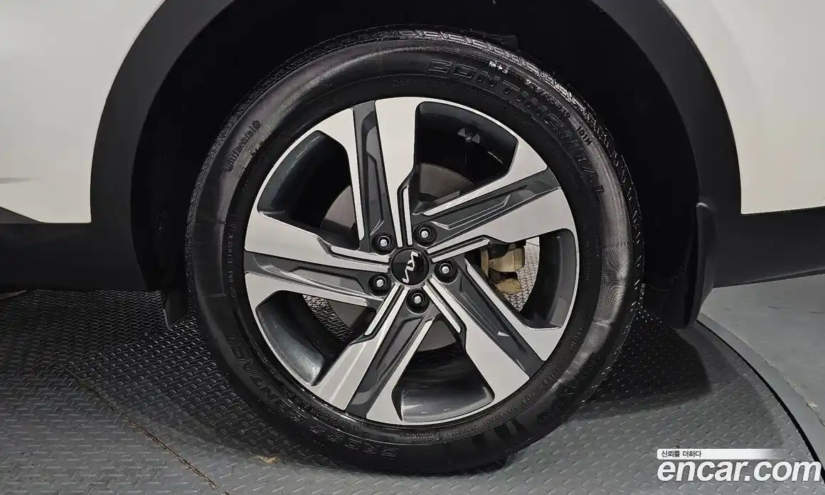 Kia Sorento 2022 1.6 Автомат в Москве № 1143395, фото 5