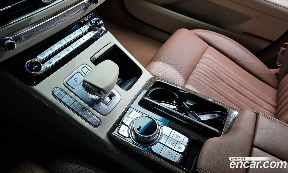 Genesis G90 2021 3.8 гидро в Москве № 1143583, фото 9