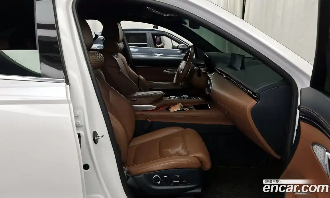 Genesis GV70 2023 2.5 Автомат в Москве № 1143610, фото 11