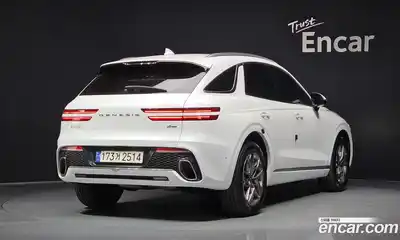 Genesis GV70 2023 2.5 Автомат в Москве № 1143610, миниатюра 2