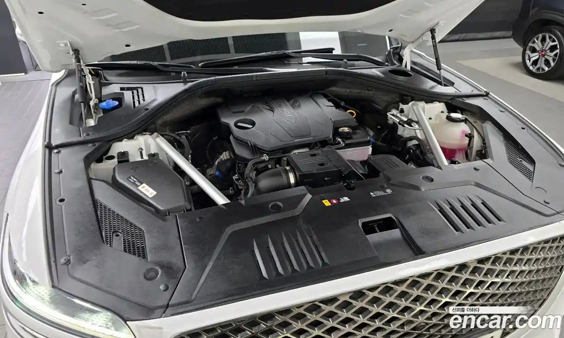 Genesis GV70 2023 2.5 Автомат в Москве № 1143610, фото 6